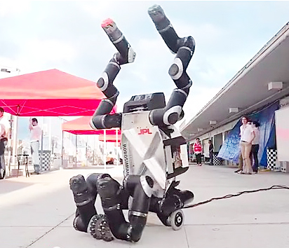 NASAのロボット「robosimian」